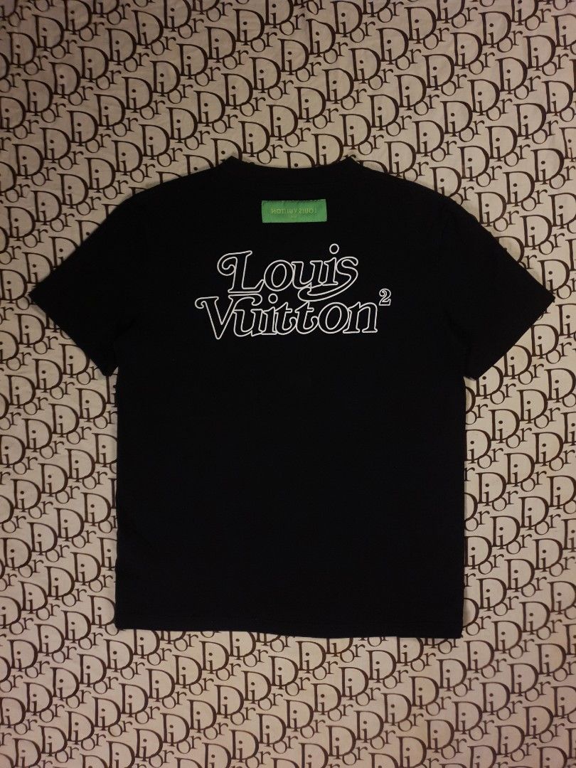 Louis Vuitton spellout mullet type (Category: Tshirts & Polo Shirts ) located in San Fernando. Submitted by retro.district. (Listing ID 1463978427, Image 1). Description: - Louis Vuitton spellout mullet type - Size: Medium (M) Large (W) - Condition: Excellent - minimal hairlines - Color Rate: 9.5/10.
