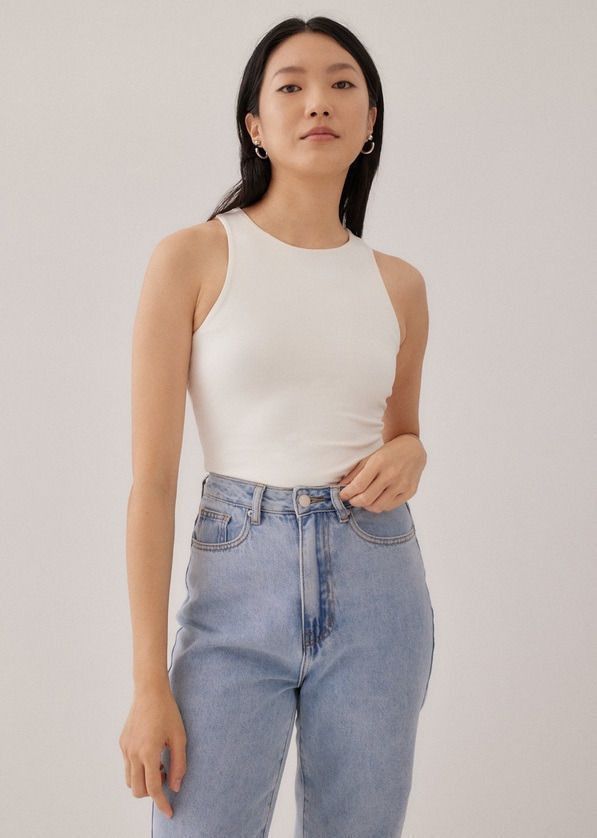Love Bonito Tank Top (Category: Sleeveless) located in Manila. Submitted by shopforprelovedclothes (Listing ID 1463980874, Image 1). Description: Size: US 4 Color: White Condition: Worn 1x only, good as new.