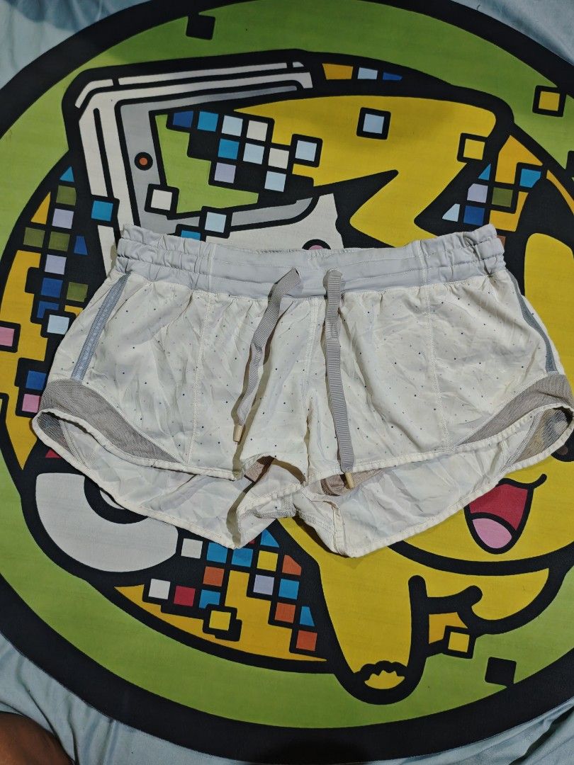 Lululemon Aspack All size 8 (Category: Activewear) located in San Pedro. Submitted by streetthriftsph (Listing ID 1464104987, Image 2). Description: Lululemon aspack (all size 8) 1650+SF Lululemon Scoop Neck Tank 9/10 Condition Dot 8 15x24 9/10 Colorate Lululemon Free To Be Wild Bra 9/10 Condition Dot 8 14.5 Chest width 9/10 Colorate Lululemon Hotty Hot Running Shorts 9/10 Condition Dot 8 28 Waistline garterized fits 29/34 8.5 Length 9/10 Colorat