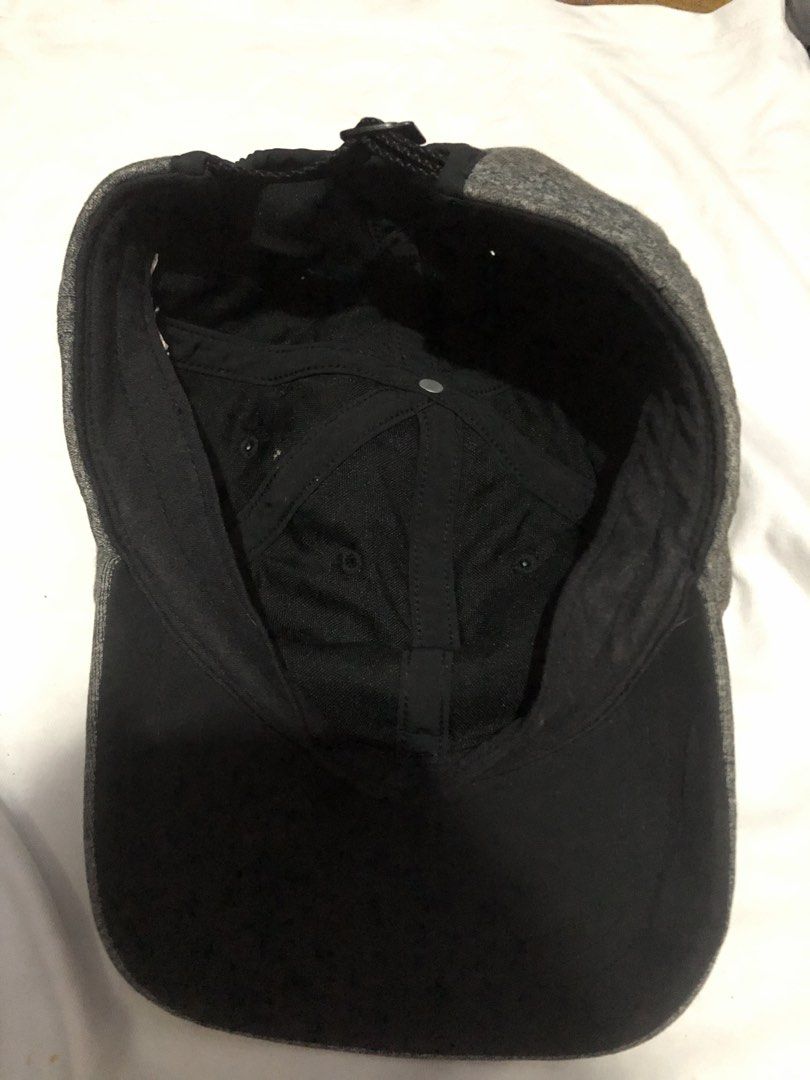 Lululemon running cap (Category: Caps & Hats) located in Manila. Submitted by dendenboomshakala (Listing ID 1463978430, Image 2). Description: - Grey melange baseball cap - Adjustable strap at the back for a custom fit - Simple and classic design - Perfect for everyday wear - Small metal detail on the side.