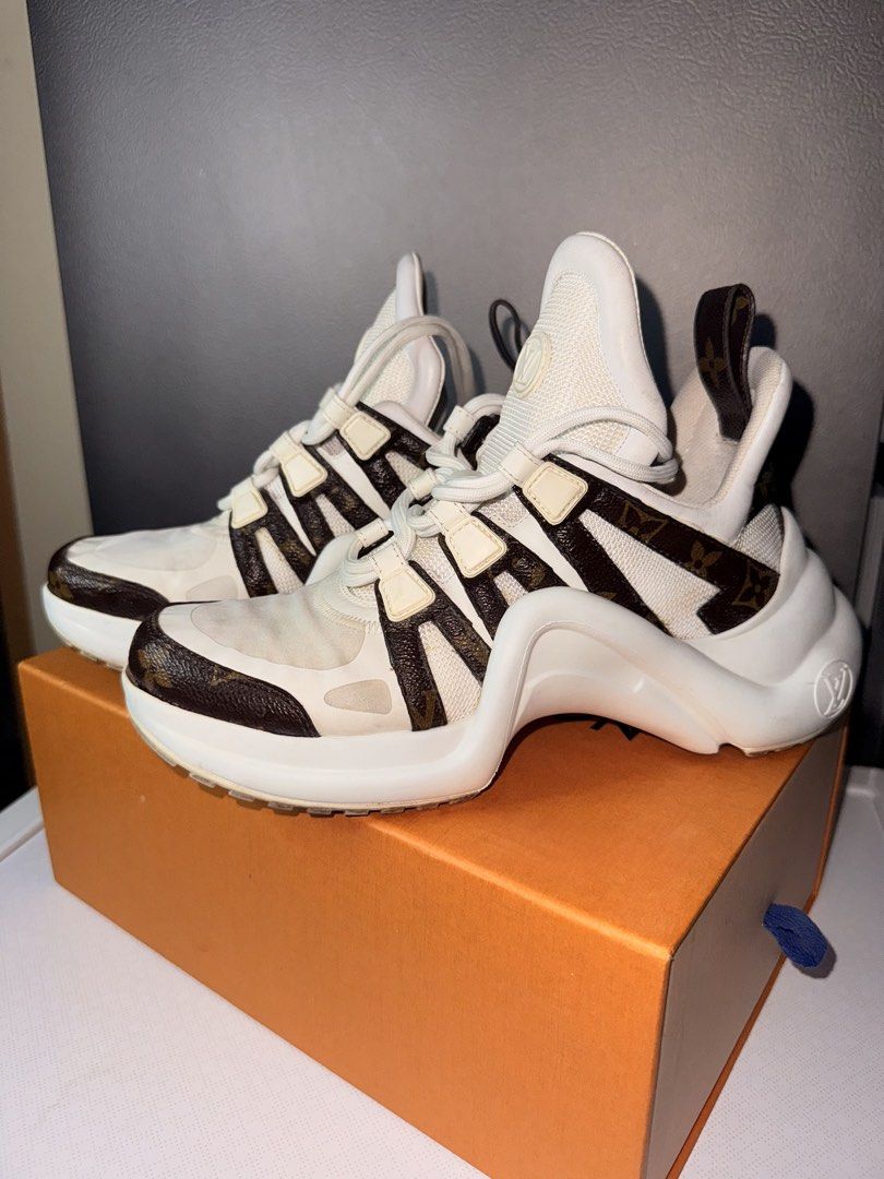 LV Archlight Sneakers (Category: Sneakers) located in Taguig. Submitted by aa_decluttering (Listing ID 1464116765, Image 1). Description: Used Needs restoration Not imitation.