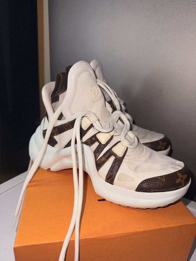 LV Archlight Sneakers (Category: Sneakers) located in Taguig. Submitted by aa_decluttering (Listing ID 1464116765, Image 2). Description: Used Needs restoration Not imitation.
