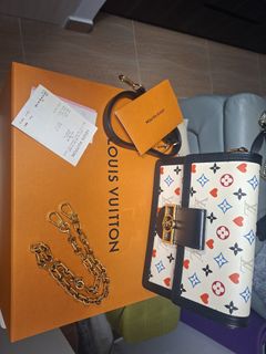 （分類：）位於 。 由 johnkenneth.wong 提交（商品編號 1464022784，圖片 1）。簡介： 。