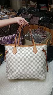 (Category: ) located in . Submitted by luxe_chic (Listing ID 1464041066, Image 1). Description: .