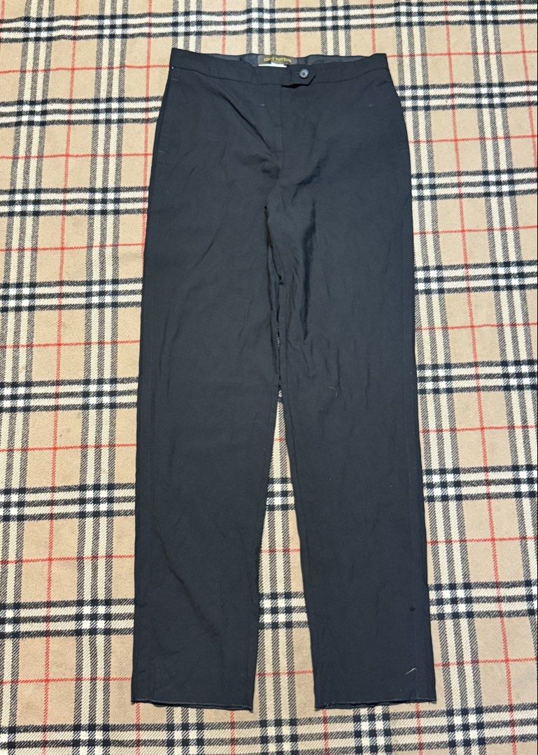LV Pants (Category: Trousers) located in Cavite. Submitted by markjoseph24866 (Listing ID 1463951293, Image 1). Description: .