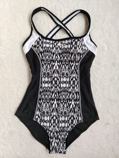 (Category: ) located in . Submitted by closetbykimkirsten (Listing ID 1464023969, Image 1). Description: .