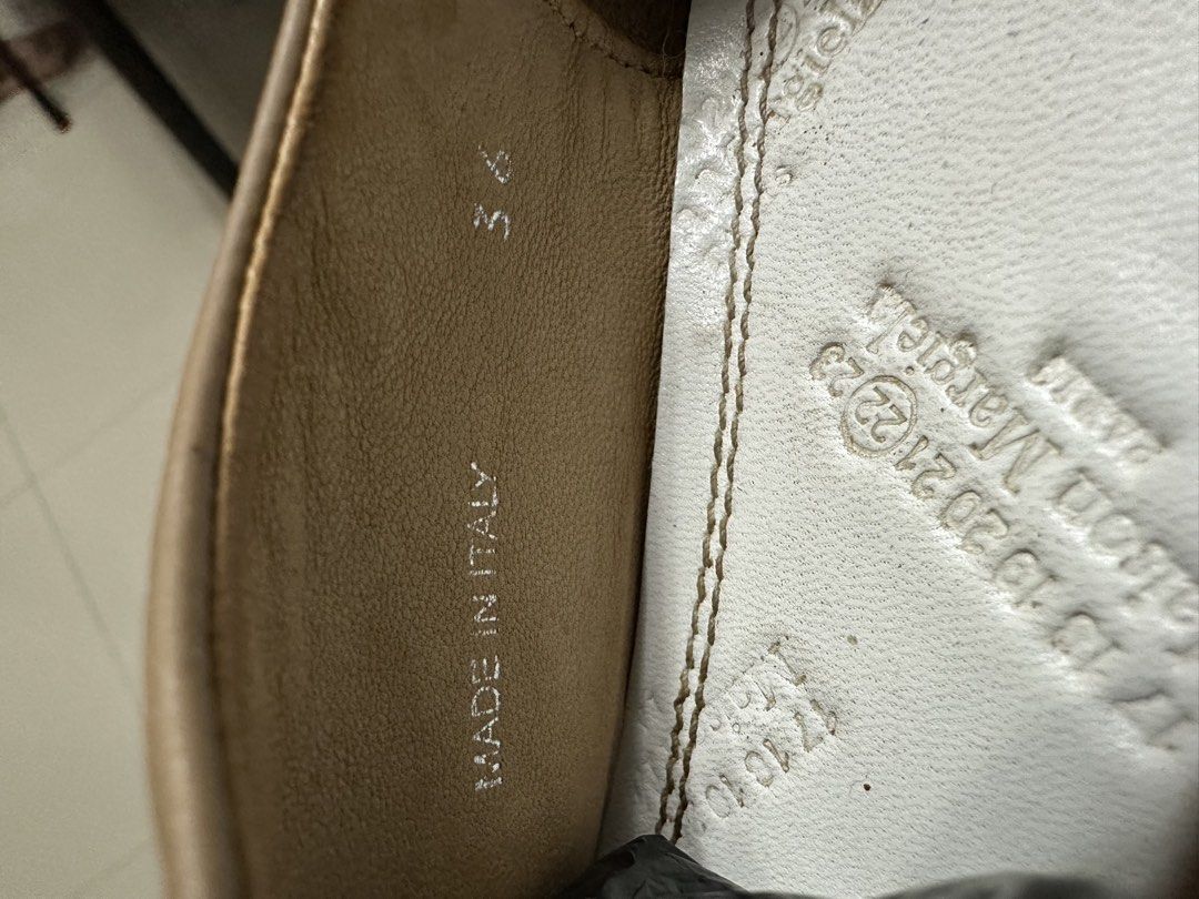 Maison Margiela Tabi Babouche (Category: Sneakers & Footwear) located in Butuan. Submitted by wear.next (Listing ID 1464039558, Image 2). Description: Size 36 No inclusions .