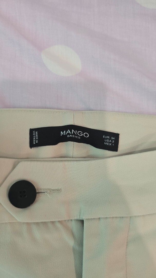 Mango Basics Trousers / Pants (Category: Jeans) located in Cebu City. Submitted by kitty_12345_ (Listing ID 1463950580, Image 2). Description: - Mango Basics beige tailored trousers - Classic fit - Single button closure - Belt loops MOP: gcash, mari, maya, gotyme MOD: Lbc Meetup: Parkmall.