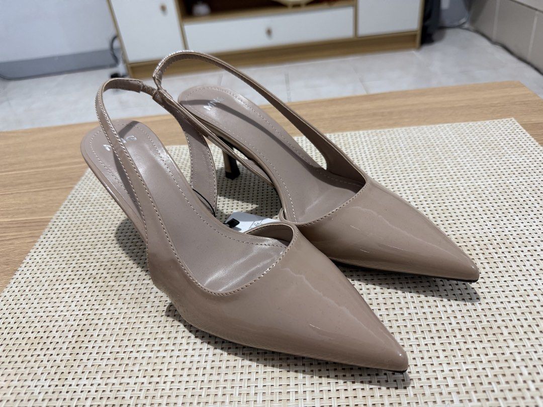 Mango Pointed Heels (Category: Heels) located in Quezon City. Submitted by maaaaayyyy (Listing ID 1463953159, Image 2). Description: Mango Midi Heels Never used / Brand new Size: 38 Style: Midi heels Brand: Mango (MNG Shoes) Never worn. Perfect for casual or formal outfits..