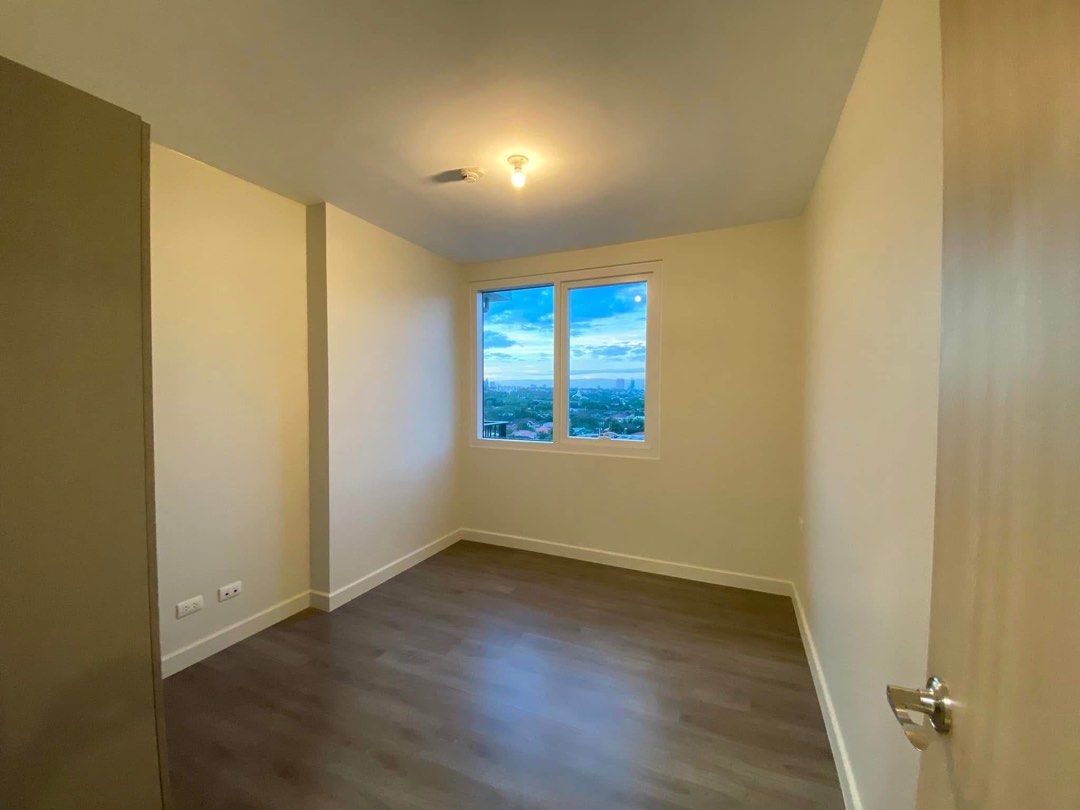 Maple At Verdant Tower (Category: Apartments & Condos) located in Marikina City. Submitted by maria_azineth18 (Listing ID 1464002537, Image 3). Description: Forsale‼️ 🏙️Maple at Verdant Tower 📍Ortigas East Ready-for-occupancy 🏙️ 5.3 km to BGC 🏢 9.0 km to Makati 🏬 2.4 km to Ortigas Center ✈️ 14 km to NAIA 🏥 Near Medical City Early move-in option! (Move-in after paying with 10% spot downpayment, 10% dp payable in 48mos, 80% balance thru bank 