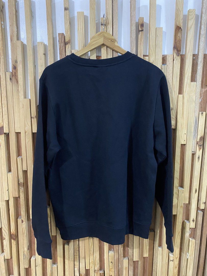 Marcelo Burlon Tiger Print Sweatshirt (Category: Longsleeves) located in Mabalacat. Submitted by calmrabbit.ae2127 (Listing ID 1464062352, Image 3). Description: .