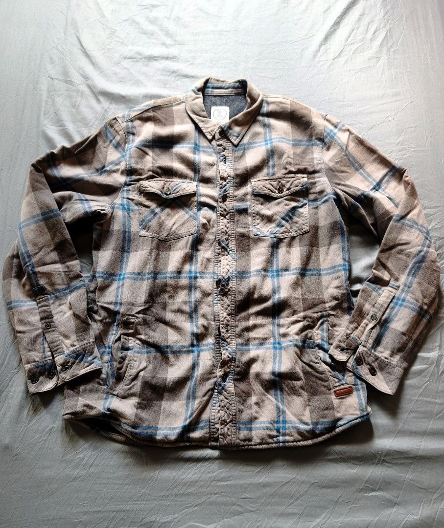 Marmot Blue Lightweight Hooded Rain Jacket (Category: Coats, Jackets and Outerwear) located in Cavite. Submitted by billcleantone (Listing ID 1463992466, Image 1). Description: 500 take all Marmot rain jacket. voyager cotton brown corduroy no issue VGUD condi .