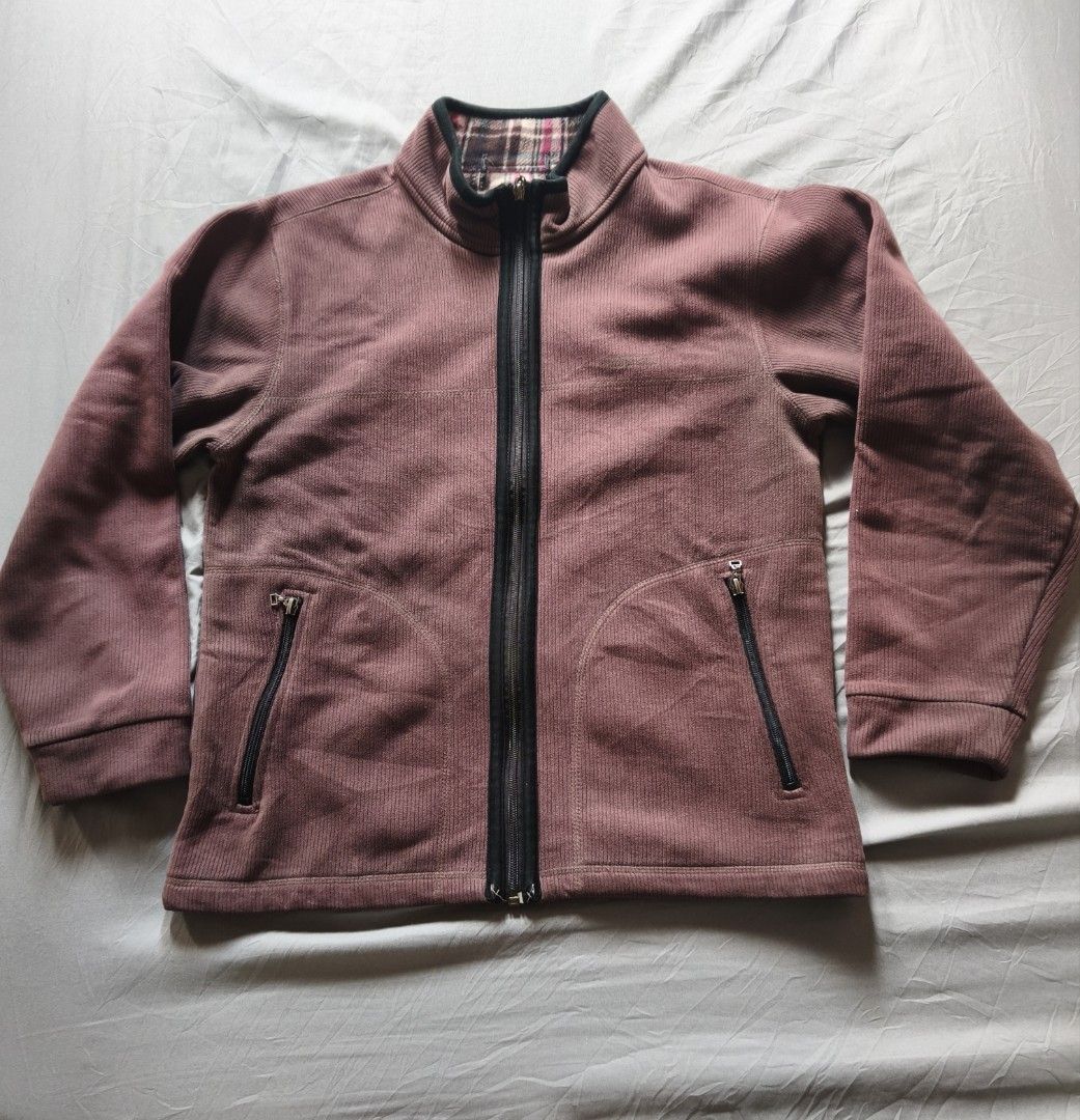 Marmot Blue Lightweight Hooded Rain Jacket (Category: Coats, Jackets and Outerwear) located in Cavite. Submitted by billcleantone (Listing ID 1463992466, Image 3). Description: 500 take all Marmot rain jacket. voyager cotton brown corduroy no issue VGUD condi .