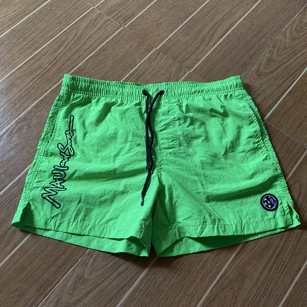 Maui short (Category: Shorts) located in Paete. Submitted by fat.archives (Listing ID 1464076909, Image 1). Description: Dimes Waist 15 Length 12 +sf.