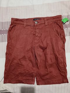 (Category: ) located in . Submitted by dyastenthrift (Listing ID 1464039439, Image 1). Description: .