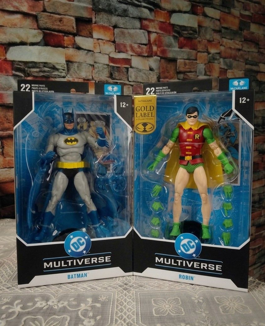 McFarlane DC Multiverse Batman & Robin Figures (Category: Figurines & Statues) located in Caloocan City. Submitted by toystv (Listing ID 1463932954, Image 1). Description: - McFarlane DC Multiverse Action Figures - Includes Batman (World's Finest) and Robin (DC Silver Age) - 7-inch scale figures - Brand new, still in original packaging - Ideal for DC collectors. Two package of Batman and Robin. Lalamove shipping shoulder by buyer Caloocan City. P