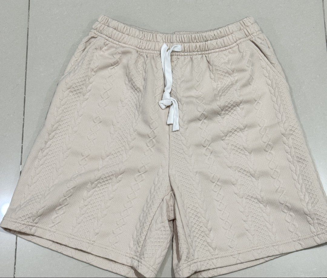 Men's Cream Textured Shorts (Category: Shorts) located in Pasay City. Submitted by prelovedd.nutz (Listing ID 1464117390, Image 1). Description: Cream/beige textured shorts. Brand new and never worn. Comfortable and easy to style. Meet up Available 😊 Grab delivery Available- buyer covered the delivery fee..
