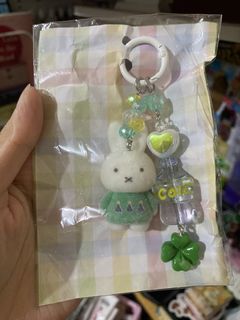 (Category: ) located in . Submitted by lovelybones729 (Listing ID 1463940244, Image 1). Description: .