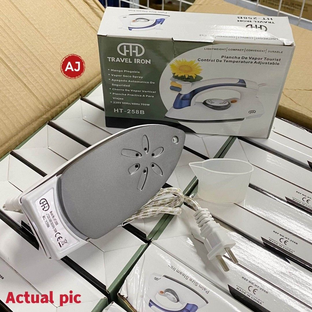 Mini Steam travel iron (Category: Irons & Steamers) located in Manila. Submitted by erick80762 (Listing ID 1463994886, Image 3). Description: .