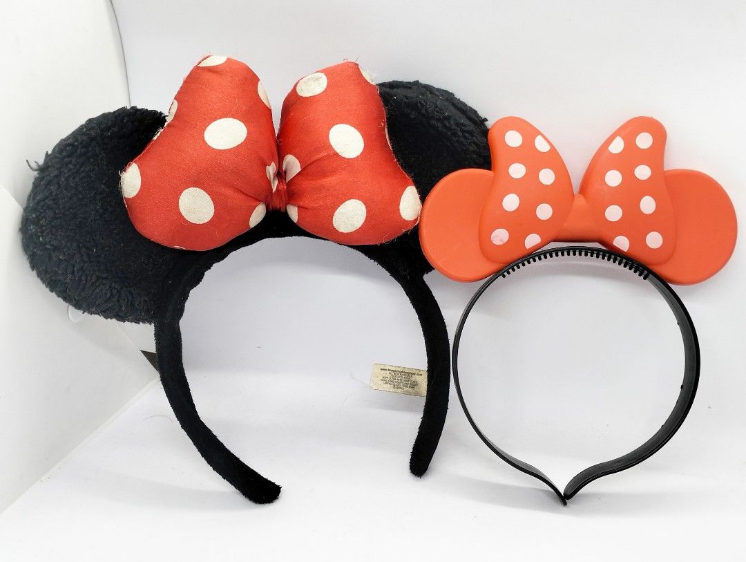 Minnie Mouse Headband (Category: Accessory Holder, Box & Organizers) located in Baguio. Submitted by toys_of_yesteryear (Listing ID 1464104167, Image 1). Description: LOCATION: Baguio City PRICE: posted + sf DESCRIPTION: 👉 HK Disneyland Minnie Headband + no brand plastic Minnie Headband set CONDITION: 👉 Well Used 👉 Item description is subjective so buyers are encouraged to rely on their judgement based on the pictures posted before buying. Act