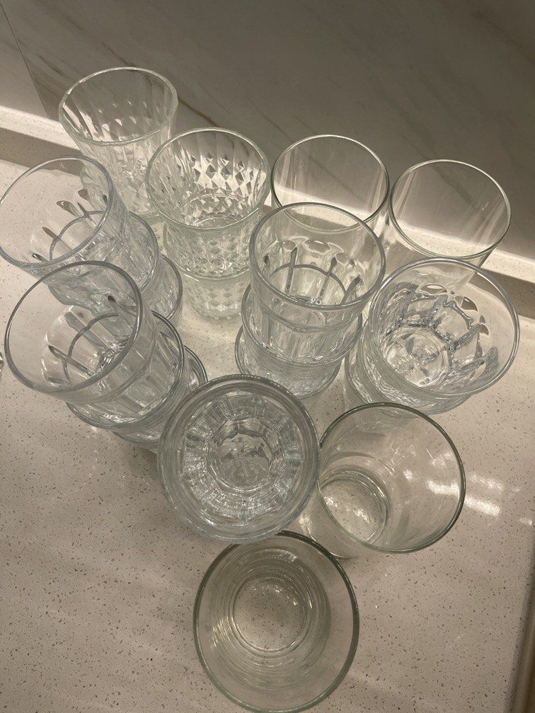 Mixture glass cups (Category: Dinnerware & Cutlery) located in Singapore. Submitted by justkeepbrowsing (Listing ID 1464074708, Image 1). Description: All for $10.
