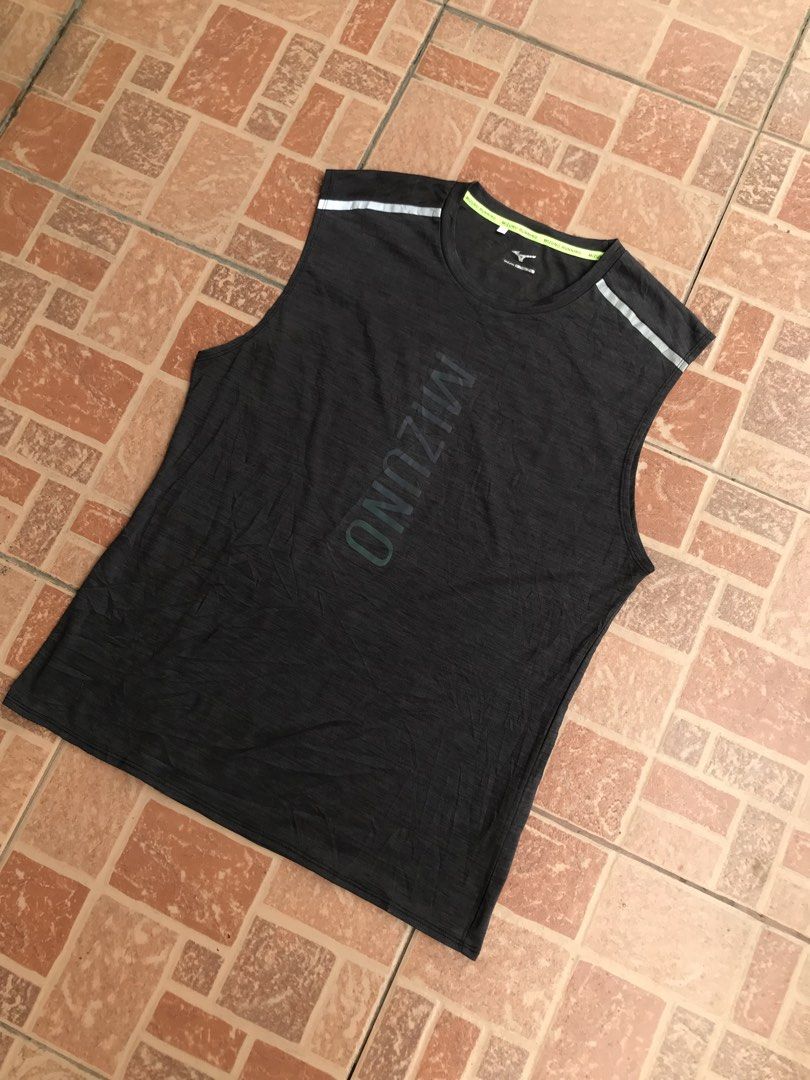 MIZUNO SLEEVELESS REFLECTORIZE LOGO (Category: Activewear) located in Cebu City. Submitted by thriftlangniedd (Listing ID 1464077020, Image 2). Description: Excellent condition No hidden issue or flaws Color rate 9.5/10 Dimes 22 x 29.