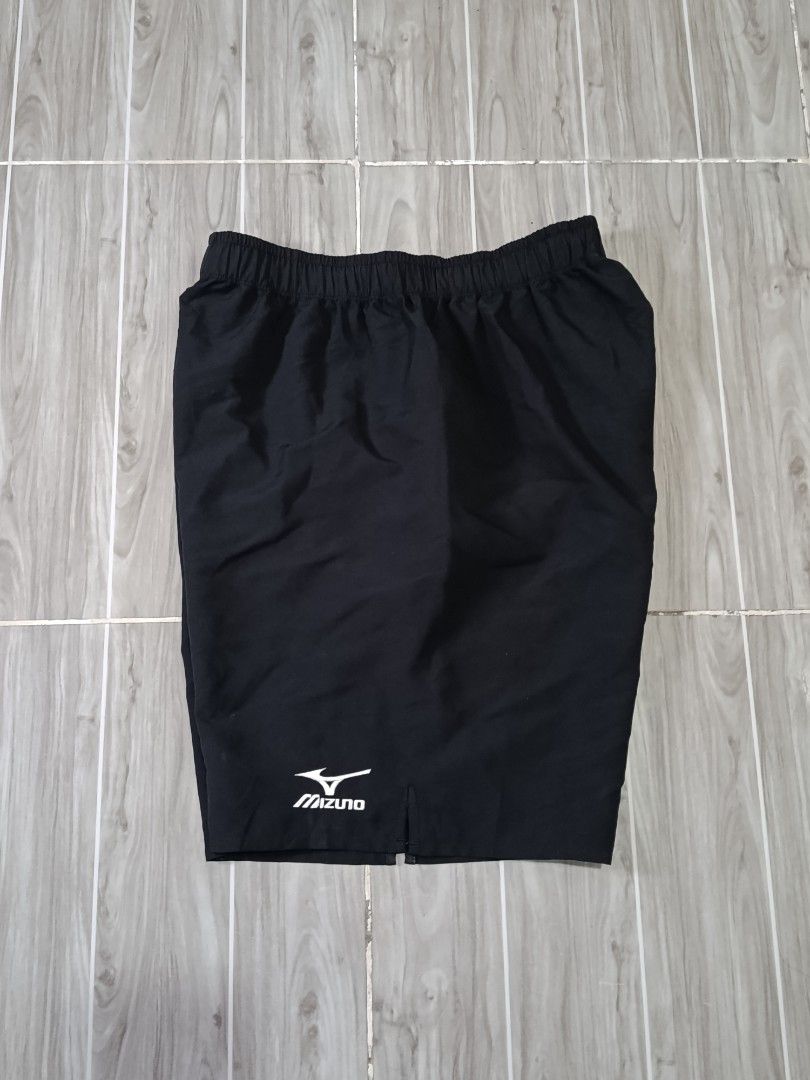 MIZUNO SPORTS SHORT (freeshipping) (Category: Shorts) located in Quezon City. Submitted by gyl-stop (Listing ID 1464053028, Image 2). Description: free shipping 28-38 x 20 excellent condi cr: 9.8/10 issue: missing lace.