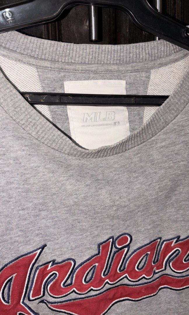 MLB Cleveland Indians Grey Sweatshirt & Pants Set (Category: Coats, Jackets and Outerwear) located in Manila. Submitted by keenfox-84bb (Listing ID 1464025061, Image 1). Description: - Grey MLB Cleveland Indians sweatshirt and matching pants set. - Features the official Cleveland Indians logo on the sweatshirt chest and sleeve. - Pants include the team logo on the left leg. - Comfortable for lounging or casual wear. - Ideal gift for any baseball 