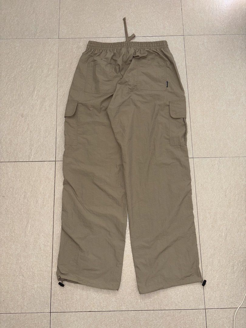 MODERMENT HIKING 6 POCKET PANTS with adjustable on hem (Category: Activewear) located in Manila. Submitted by triptothrift7 (Listing ID 1464068158, Image 1). Description: pm me for fast transaction! MODERMENT HIKING 6 POCKET PANTS with adjustable on hem for only 800 free shipping size large on tag waistline 30 x 38 stretch length 43 hem 10 no issue excellent condition color rate 9/10 mode of payment gcash or bank transfer location Biñan laguna.