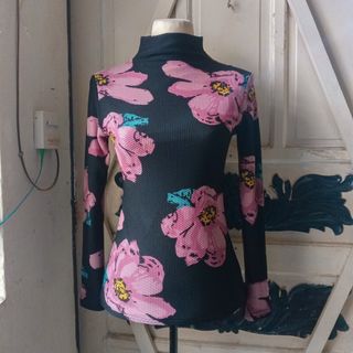 (Category: ) located in . Submitted by shop.mama (Listing ID 1464064271, Image 1). Description: .