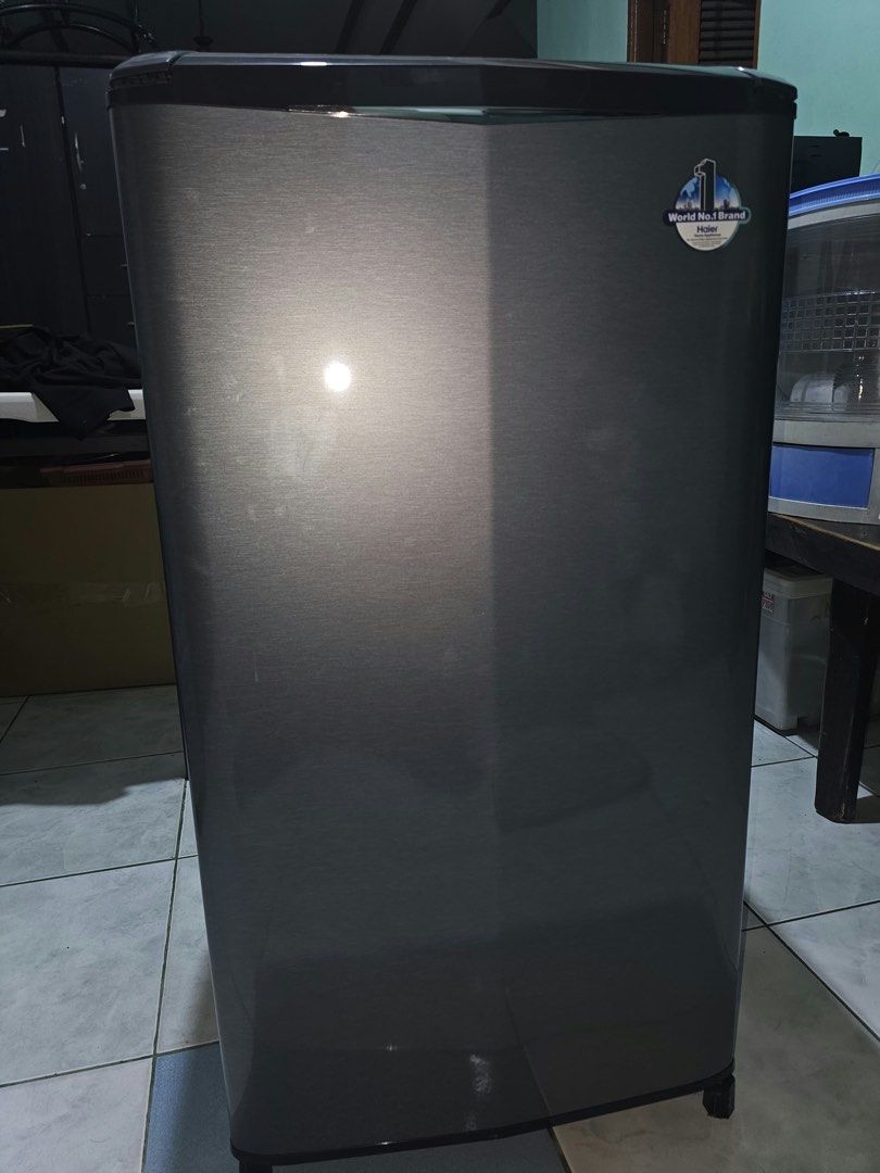 Moving and Decluttering Sale 🏠✨ (Category: Refrigerators and Freezers) located in Manila. Submitted by boldwhale-ed66 (Listing ID 1464002541, Image 1). Description: 2 Units Haier Refrigerators 1st unit: Brand new, never been used, but no longer has the original box. 2nd unit: Pre-loved, used for approximately 2 months only. • ₱12,000 for 2 units— negotiable (pwede rin naman 1 unit lang) 📩 Just comment below and/or send me a direct message if in
