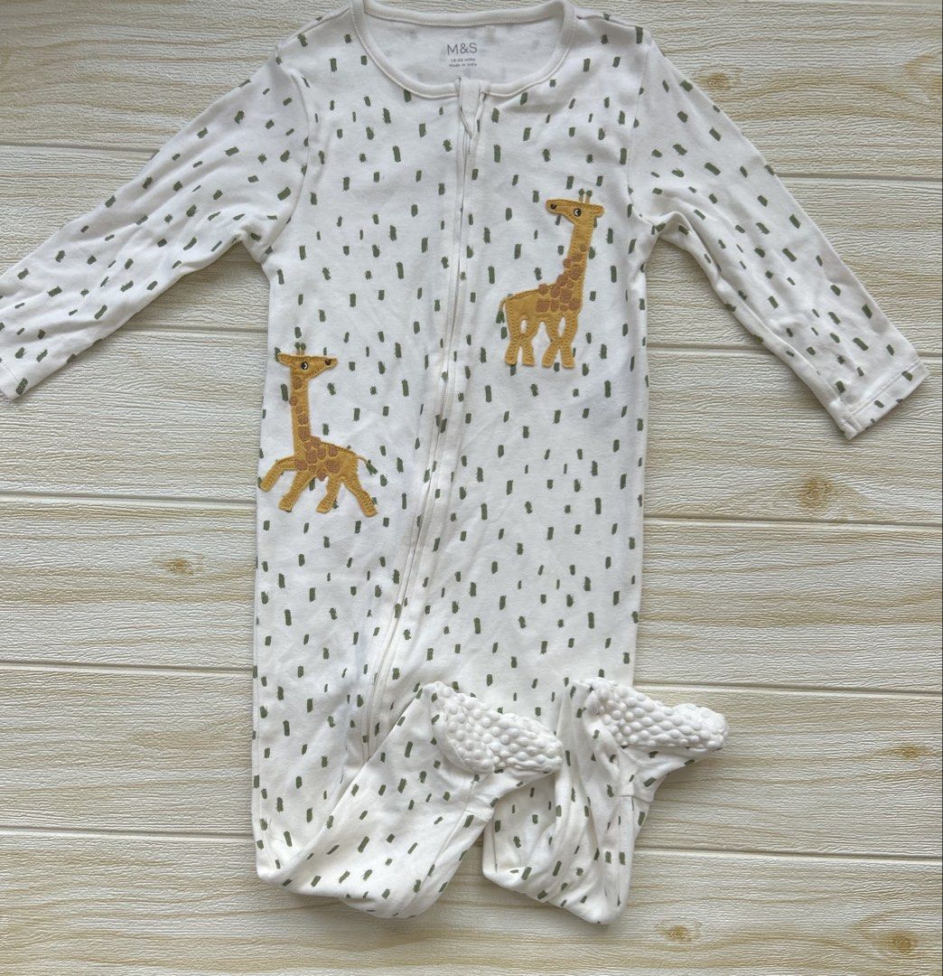 M&S frogsuit 18-24m (Category: Babies & Kids Fashion) located in Cebu City. Submitted by yjainani (Listing ID 1464028361, Image 1). Description: .