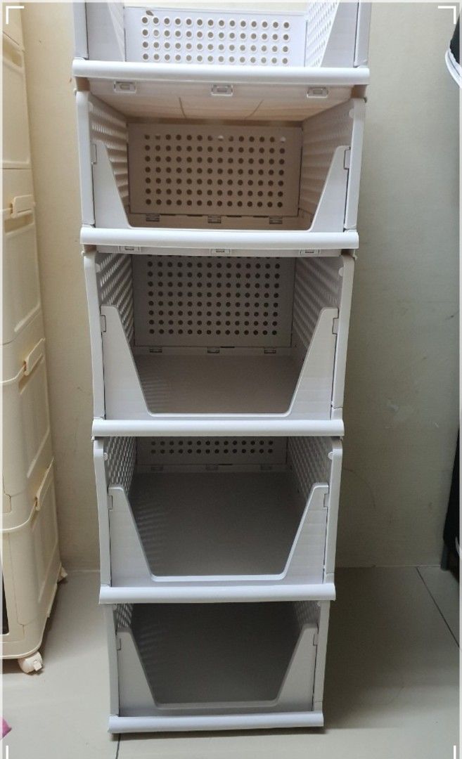 Multipurpose Stackable Folding Drawer Storage Boxes (Category: Storage Boxes & Baskets) located in Kuala Lumpur. Submitted by pandaqh (Listing ID 1463995673, Image 1). Description: - It can be used to store all kinds of articles in wardrobe, desktop, bathroom and other places - Can be folded and stored, does not take up space - The grooves are superimposed on top and bottom, which can be stacked and can be pulled smoothly - This amazing system ma