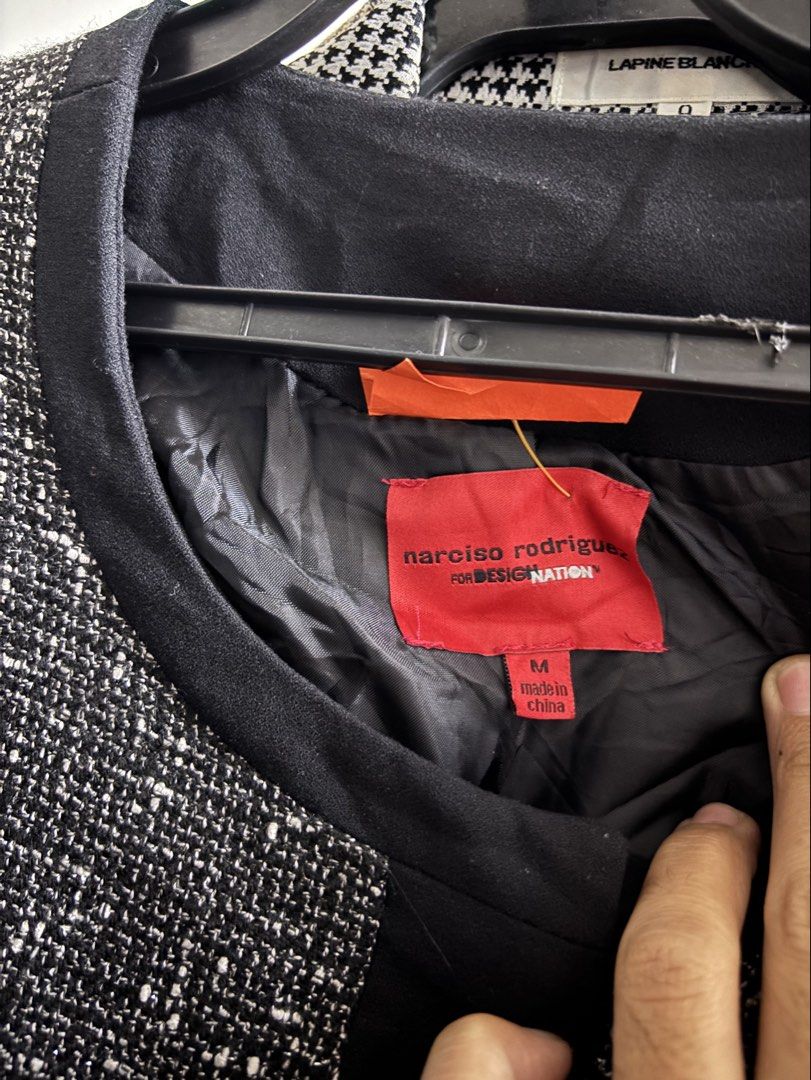 Narciso Rodriguez (Category: Coats, Jackets and Outerwear) located in Pila. Submitted by isabelasthriftclothes (Listing ID 1464049689, Image 2). Description: .