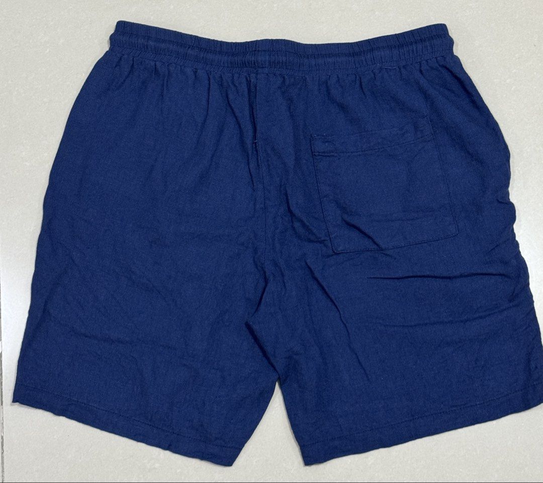 Navy Blue Drawstring Shorts for Men's (Category: Shorts) located in Pasay City. Submitted by prelovedd.nutz (Listing ID 1464117696, Image 2). Description: - Comfortable navy blue shorts - Elastic waistband with drawstring tie - Ideal for casual wear or lounging Meet up Available 😊 Grab delivery Available- buyer covered the delivery fee..