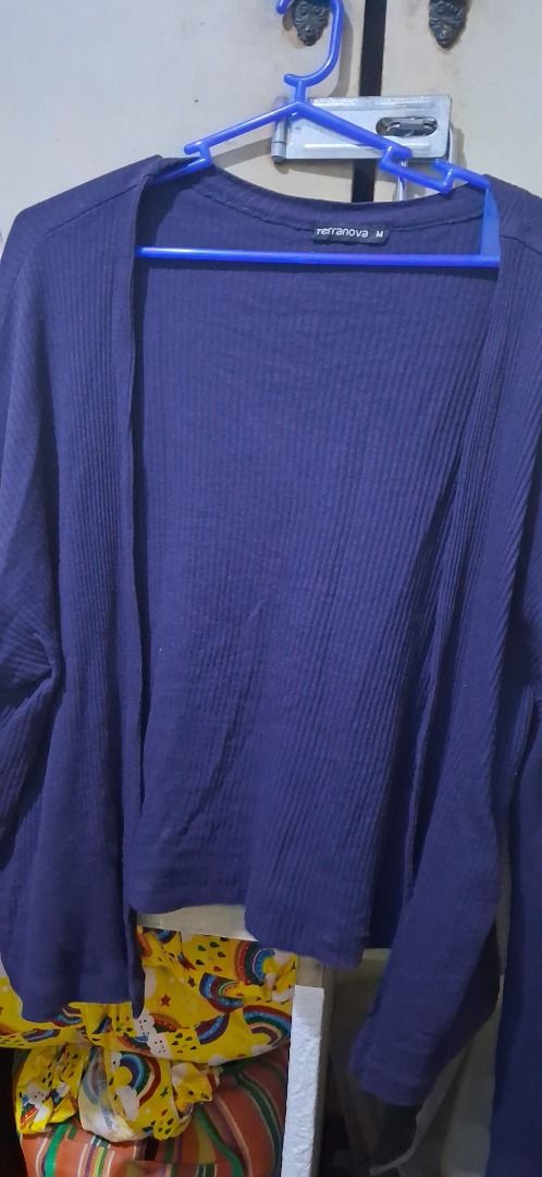Navy Blue Ribbed Long Sleeve Cardigan (Category: Coats, Jackets and Outerwear) located in Manila. Submitted by katkween23 (Listing ID 1464035218, Image 2). Description: - Navy blue ribbed knit cardigan - Long sleeves - Open front design - Ideal for layering - Comfortable and versatile - Easy to style up or down - A wardrobe essential.