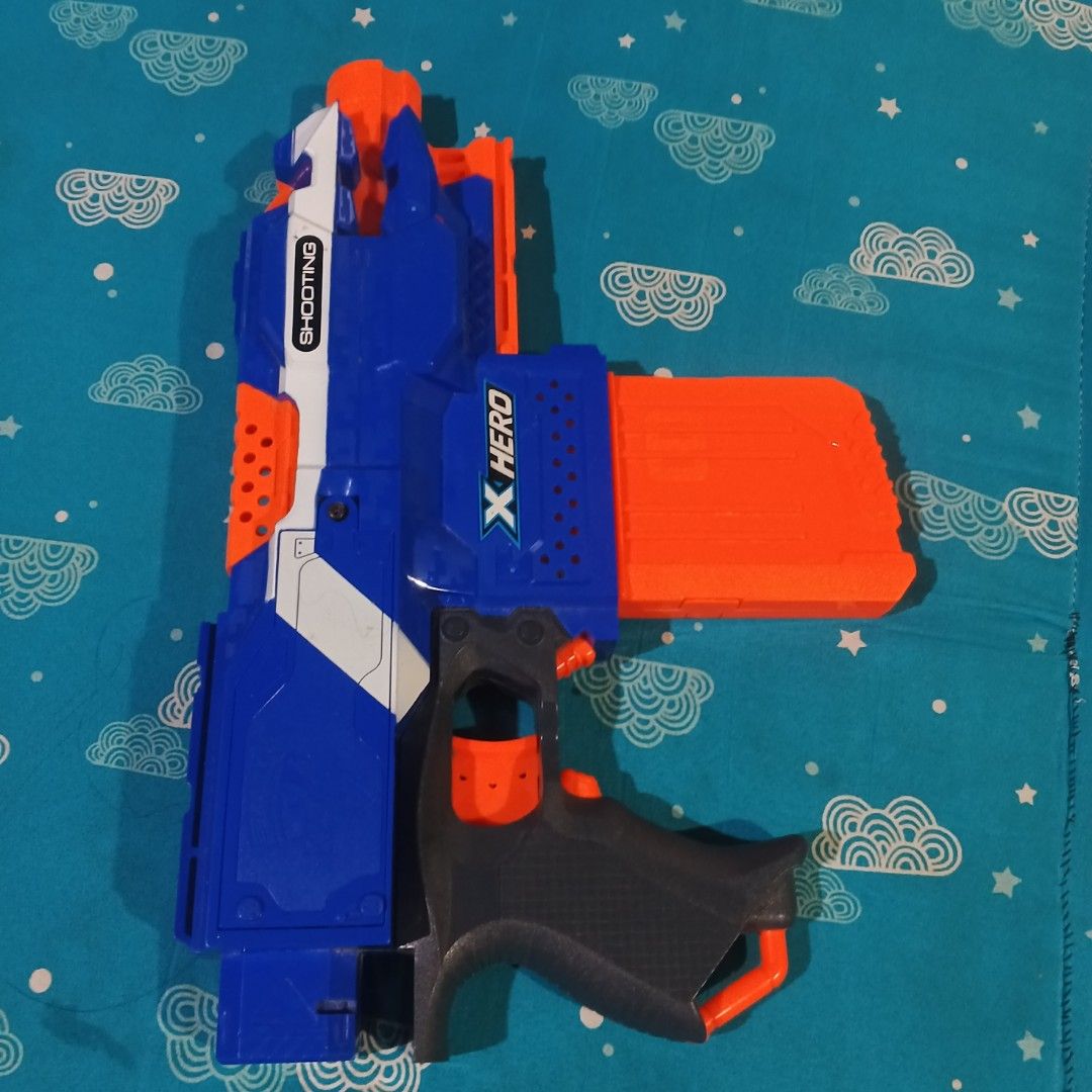 Nerf Elite Gun original (Category: Kids Toys) located in Candaba. Submitted by ZaiSa14 (Listing ID 1464026648, Image 1). Description: slightly used ,Wala lng baka at battery pero good Po siya.