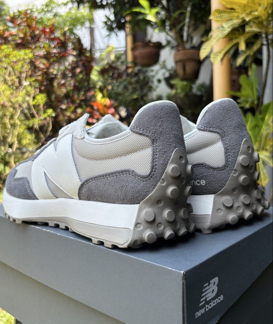 New Balance 327 Castlerock (Category: Casual Shoes) located in Quezon City. Submitted by diego_g (Listing ID 1463959562, Image 3). Description: Brand new & Original Size 9.5, 10 - 3,200 Sm fairview. Lalamove/LBC.