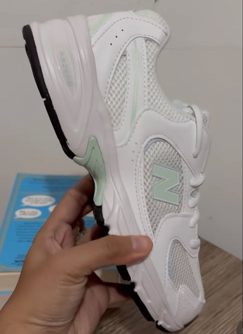 New Balance 530 (Category: Sneakers) located in Manila. Submitted by stopshop26 (Listing ID 1464010088, Image 2). Description: New Balance 530 US 7 Men (25cm women) Brand new and original Onhand and ready to ship.