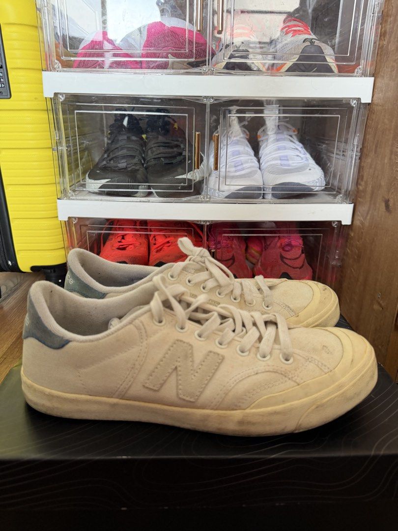 New Balance ProCourt (Category: Sneakers) located in Quezon City. Submitted by callmeo (Listing ID 1464025854, Image 1). Description: New Balance ProCourt / CT300 📏 US 9 | EU 42.5 | CM 27 Classic court-style lifestyle sneaker. Well-loved with signs of use. Price: ₱700 Pick up: The Orabella, Proj. 4 QC.