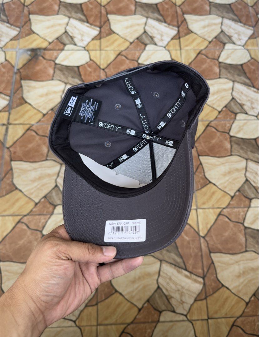 New Era 9Forty Aframe Graphite/Gray Snapback (Category: Caps & Hats) located in Marilao. Submitted by carlokilla (Listing ID 1463952994, Image 3). Description: Brand new Authentic. Aframe 940. Bulacan. .