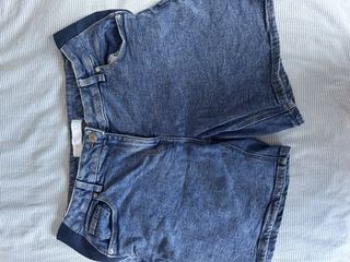 (Category: ) located in . Submitted by roseypose (Listing ID 1463977113, Image 1). Description: .