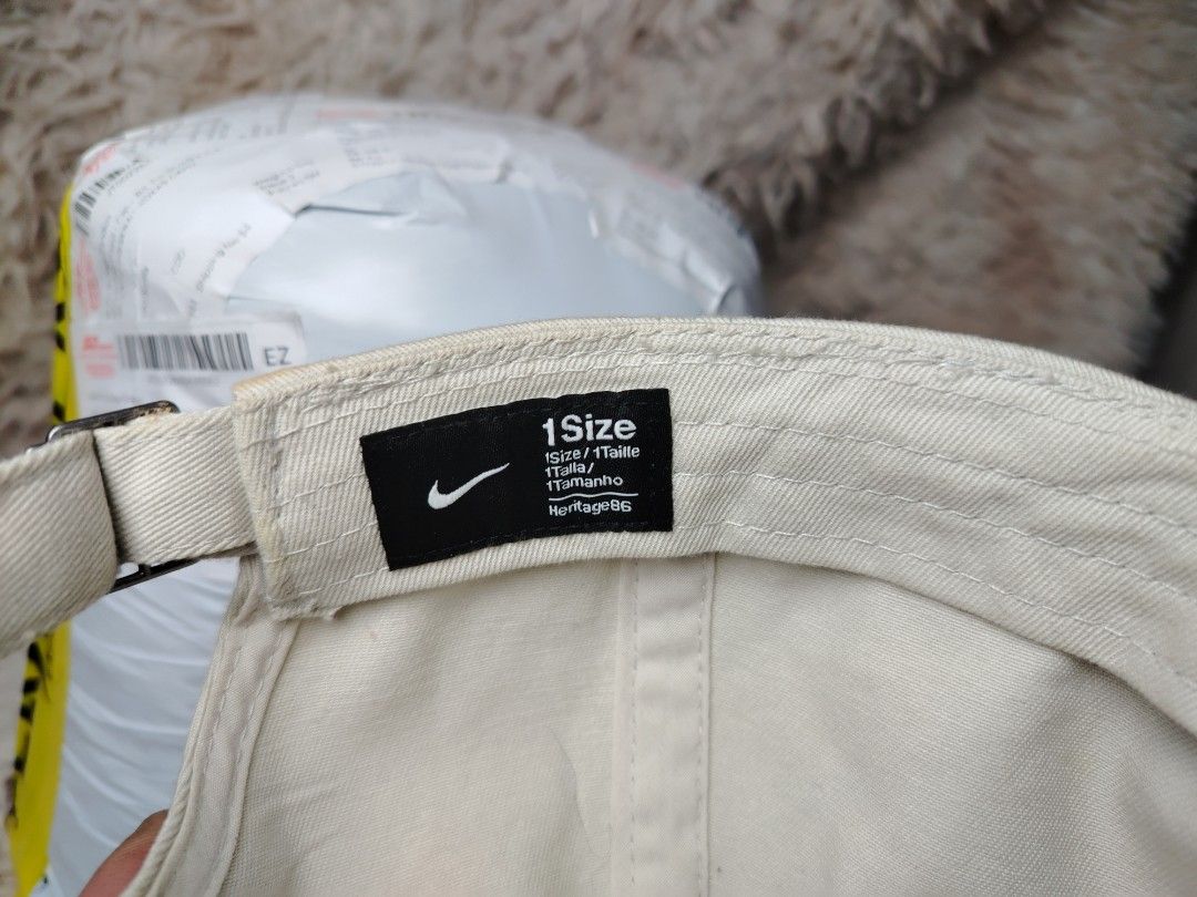 Nike (Category: Caps & Hats) located in Roxas City. Submitted by hd_thriftshop (Listing ID 1464031868, Image 3). Description: .