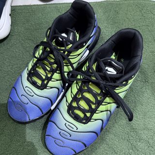 (Category: ) located in . Submitted by rewear_store (Listing ID 1464042471, Image 1). Description: .