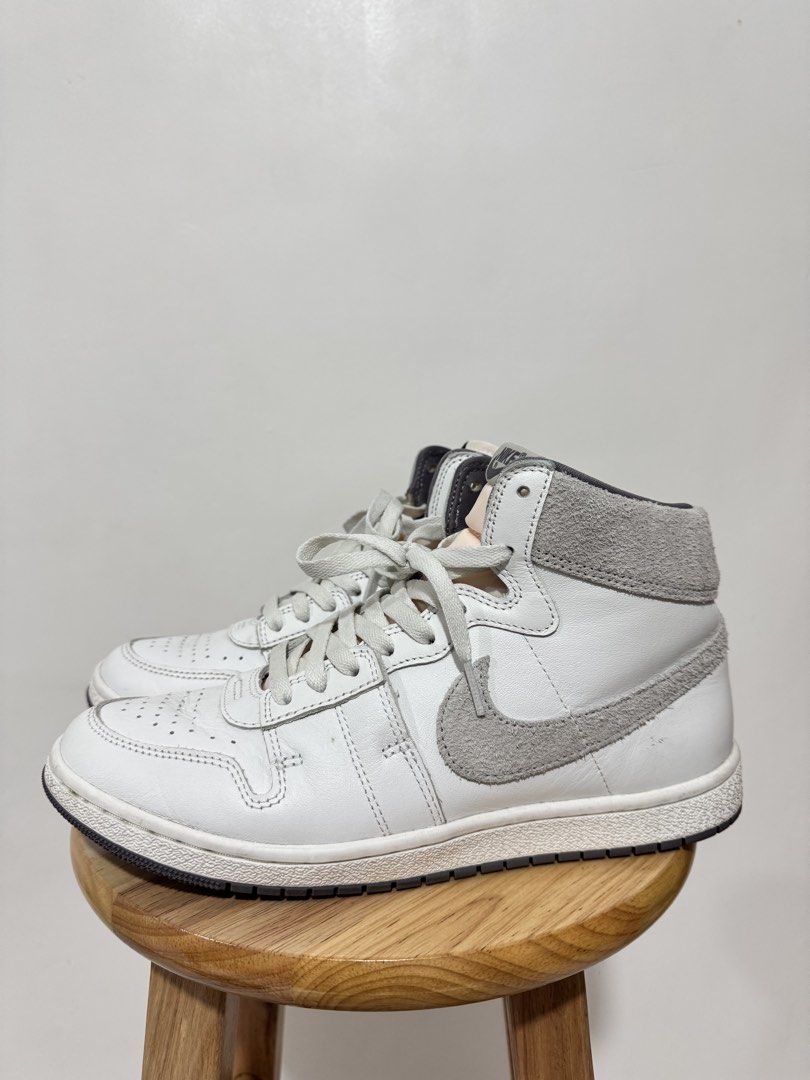 Nike Air Ship / Jordan 1 (Category: Casual Shoes) located in Angeles City. Submitted by kingfpc (Listing ID 1464047945, Image 1). Description: - Brand: Nike - Model: Air Ship / Jordan 1 - Color: White with Grey accents - Size: UK 9.5 / US 10 / EU 44 - Condition: Good, pre-owned - Style: Casual, High-top.