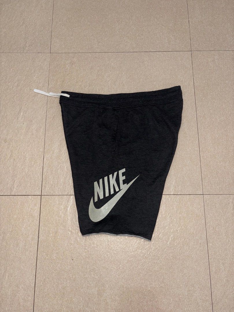 nike alumni short (Category: Shorts) located in Manila. Submitted by triptothrift7 (Listing ID 1464071017, Image 1). Description: pm me for fast transaction! N*KE ALUMNI CRACK LOGO SHORT BIG SIZE for only 899 size 2XL waistline 38 to 44 stretch length 21 no issue excellent condition color rate 9/10 mode of payment gcash or bank transfer location Biñan laguna.