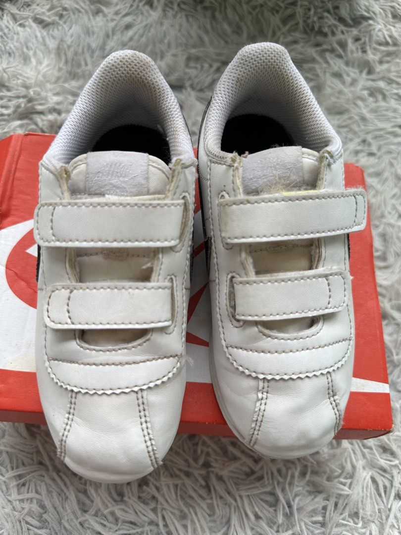 Nike Cortez Basic SL TDV Kids Shoes US 10C (Category: Babies & Kids Fashion) located in Calapan. Submitted by momirae (Listing ID 1464005716, Image 2). Description: 1 day reservation only loc: calapan city oriental mindoro (luzon) no shop*ee checkout, no cod/cop gcash, unionbank, maribank, gotyme j&t courier NO RUSH SHIPPING **additional fee for the rider if you want same day pickup for shipping.