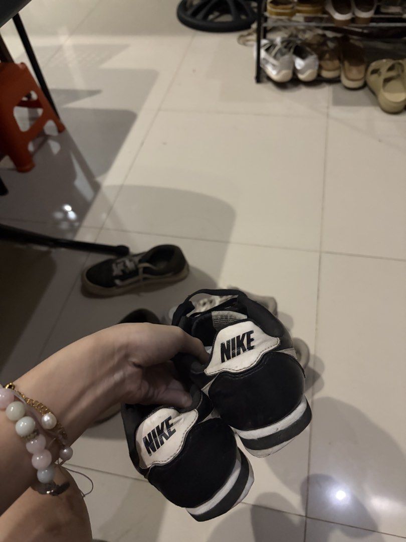 Nike Cortez Black White Leather Sneakers (Category: Sneakers) located in Mandaue City. Submitted by julianelol (Listing ID 1464114419, Image 3). Description: Size 39 trying to declutter closet so selling for cheap.