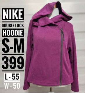 (Category: ) located in . Submitted by kalyedadshoesandapparel (Listing ID 1464012767, Image 1). Description: .