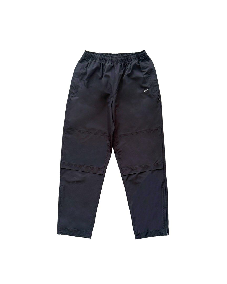 Nike Dri Fit Pants (Category: Jeans) located in Manila. Submitted by morf_sply (Listing ID 1464007022, Image 1). Description: Regular fit with a slight taper and crop designed to meet the tongue of your low-collared kicks. Elasticated waist with string puller. Issue: Last pic. Waist 26-30 in Rise 11 in Inseam 29 in Length 39 in Leg Opening 7.5 in .